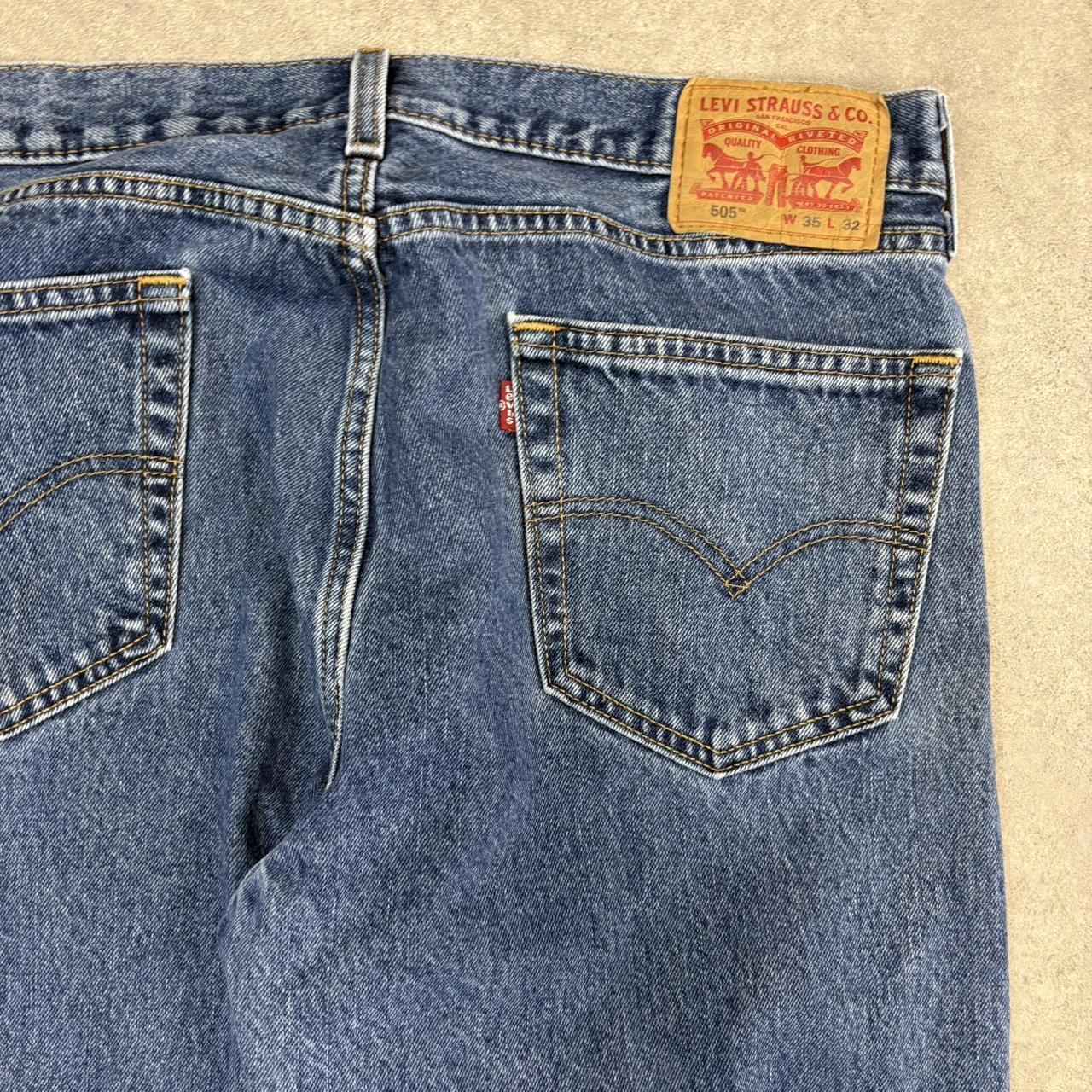 Vintage Blue Wash Levi’s 505 Jeans Mens 35” Mid-Rise Waist Straight Leg Denim Trousers Skate Western Vintage Y2K 90s