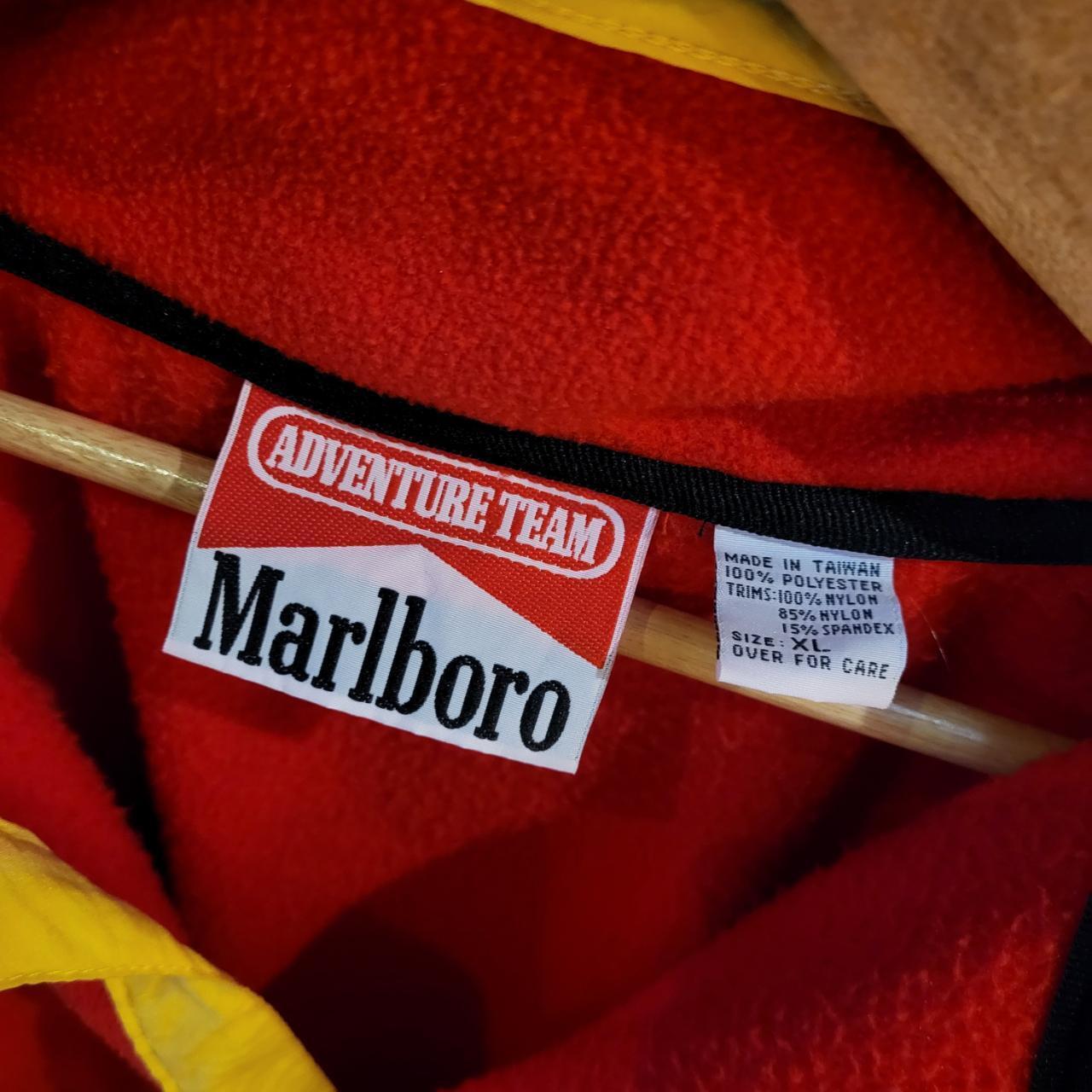 WDB052 - Vintage Retro Essential Marlboro Adventure Team Red Black 1/4 Button up Sweatshirt Fleece Jacket festival branded with spellout logo 90s Y2K style #fleece #adventureteam #festival #marlboro #cigarette