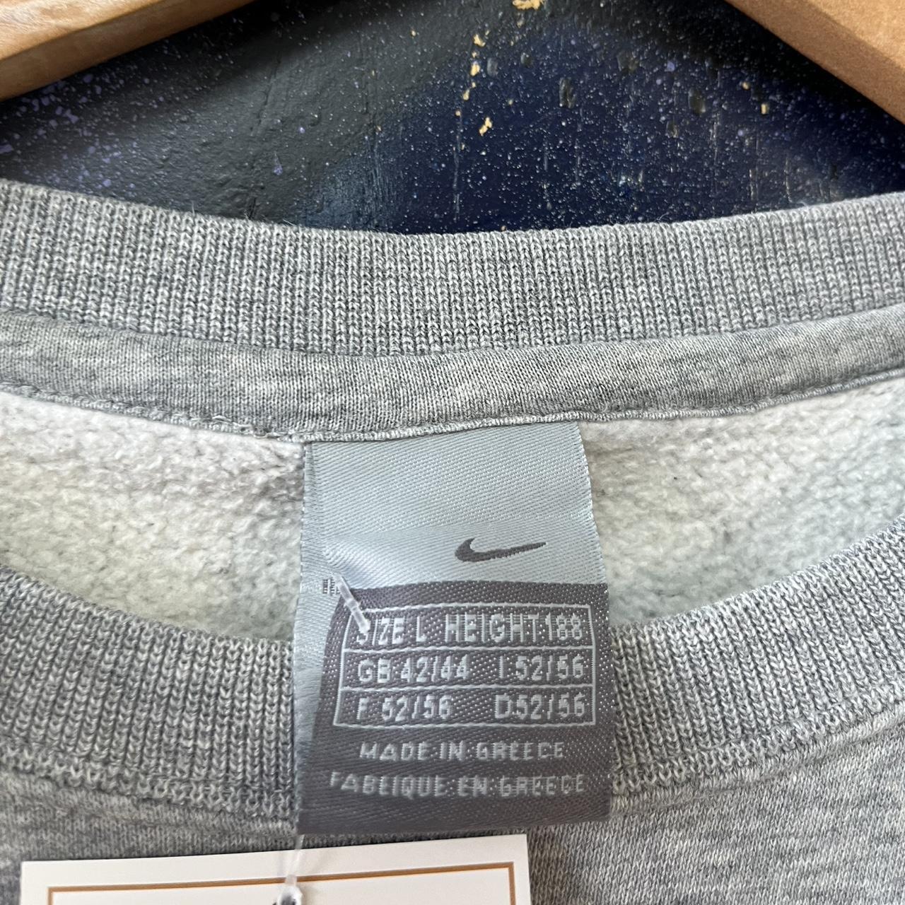Nike Essential Embroidered Logo Sweatshirt