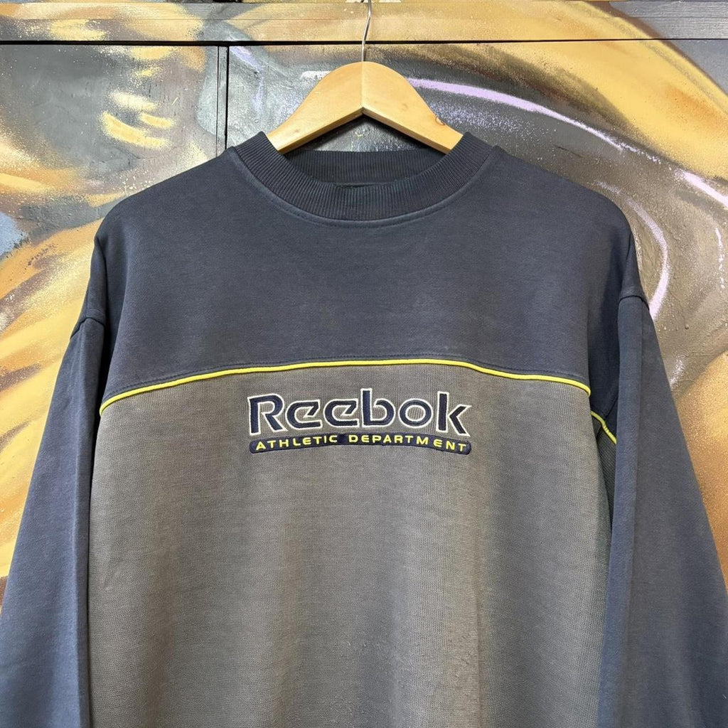 MA0109GY-U - Vintage Retro Essential Reebok Athletic Department Crewneck Jumper Sweatshirt with embroidered logo #90s #sportswear #essential #y2k #reebok