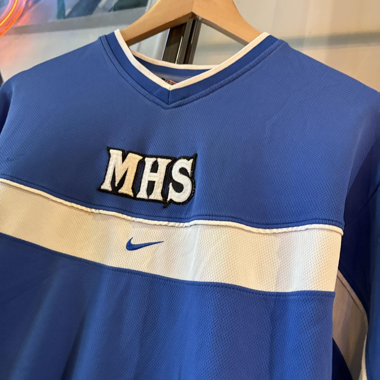 SWT686F - Vintage Retro Essential Blue Nike Crewneck Jumper Sweatshirt with embroidered mhs patch and centre swoosh logo #90s #sportswear #essential #y2k #nike