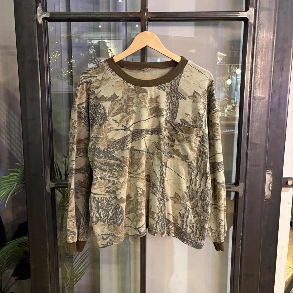 RTT261 - Vintage Retro essential RealTree Camouflage Khaki Green Brown Field Hunting graphic print Longsleeve Top T-Shirt Tee #realtree #camo #utility #hunting #longsleeve