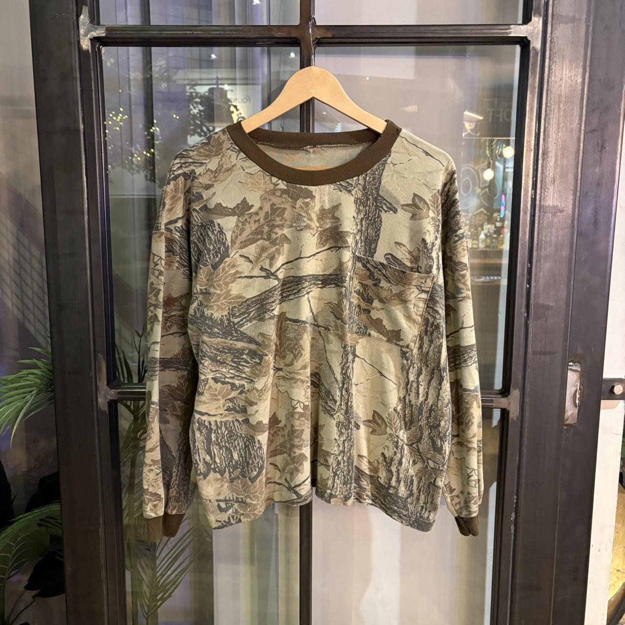 RTT261 - Vintage Retro essential RealTree Camouflage Khaki Green Brown Field Hunting graphic print Longsleeve Top T-Shirt Tee #realtree #camo #utility #hunting #longsleeve