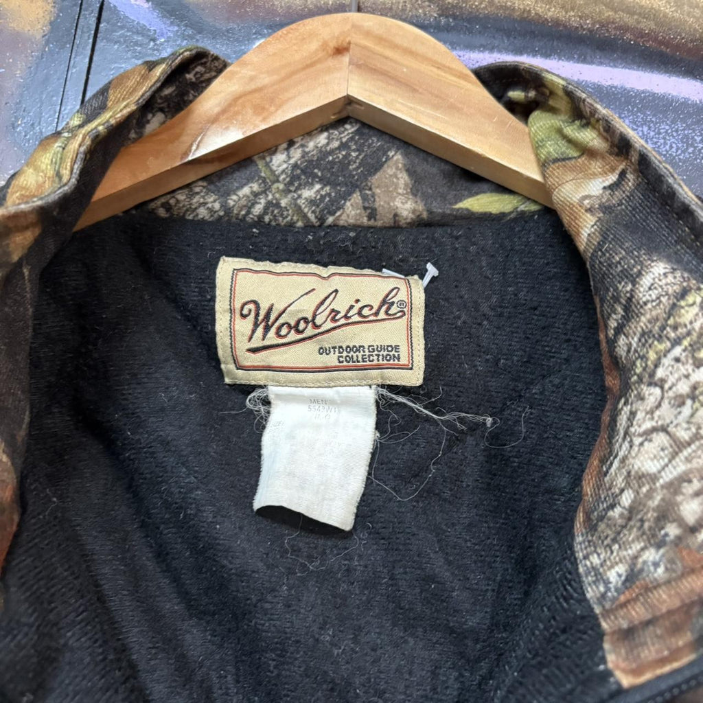 RTB0066-U - Vintage Retro Essential Realtree Camouflage Khaki Green Brown Field Hunting graphic print Coat Jacket #realtree #hunting #camo #utility