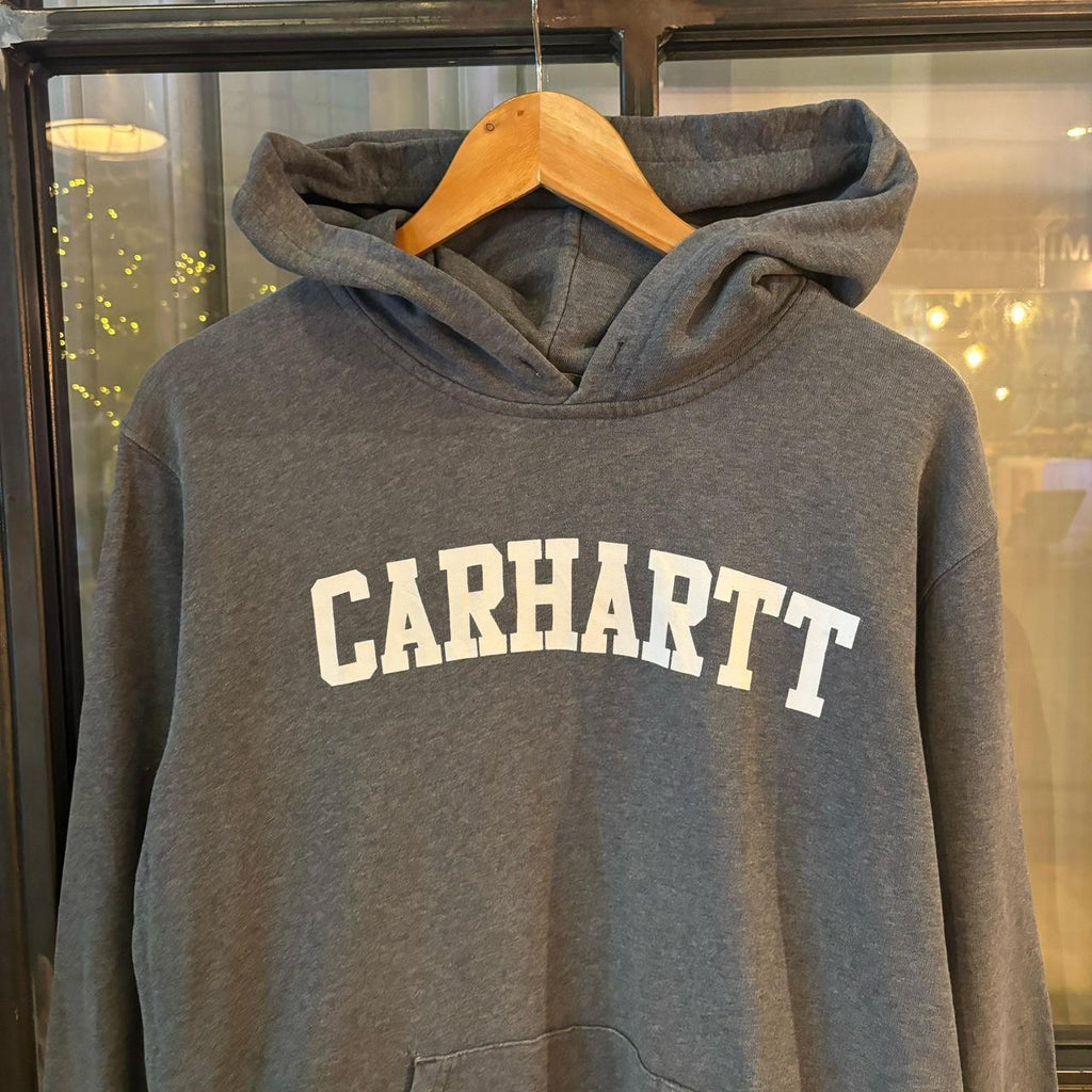 0325I09P - Vintage Retro Essential Grey Carhartt Sweatshirt Hoodie with big spellout print logo #90s #skater #essential #carhartt #y2k