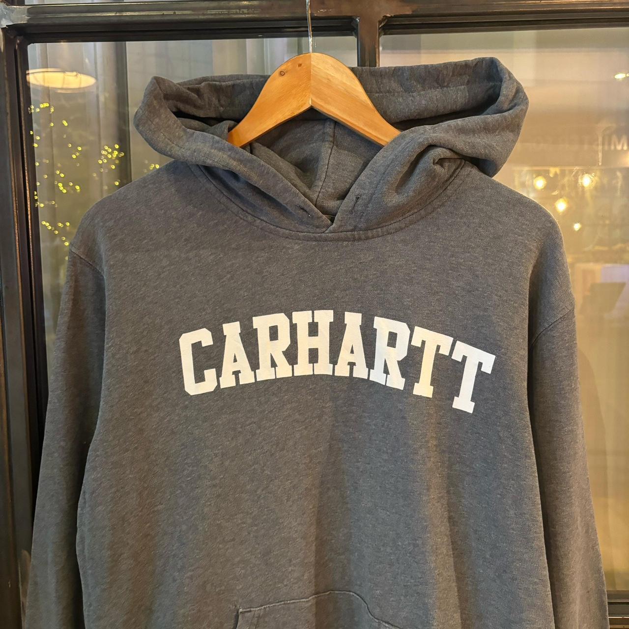 0325I09P - Vintage Retro Essential Grey Carhartt Sweatshirt Hoodie with big spellout print logo #90s #skater #essential #carhartt #y2k
