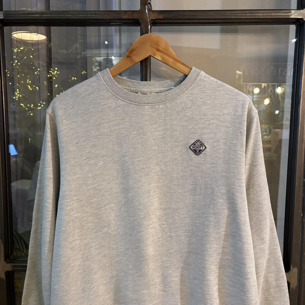 SWT441 - Vintage Retro Essential Light Grey NY New York Schott Crewneck Jumper Sweatshirt with big spellout patch logo #90s #newyork #essential #schott #y2k