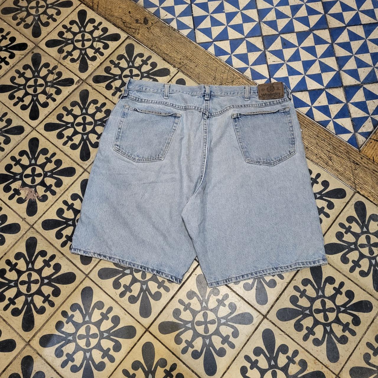 JRT301 - Vintage Retro Wrangler Light Blue Wash Denim Shorts Jorts #jorts #wrangler #skater #hiphop #y2k