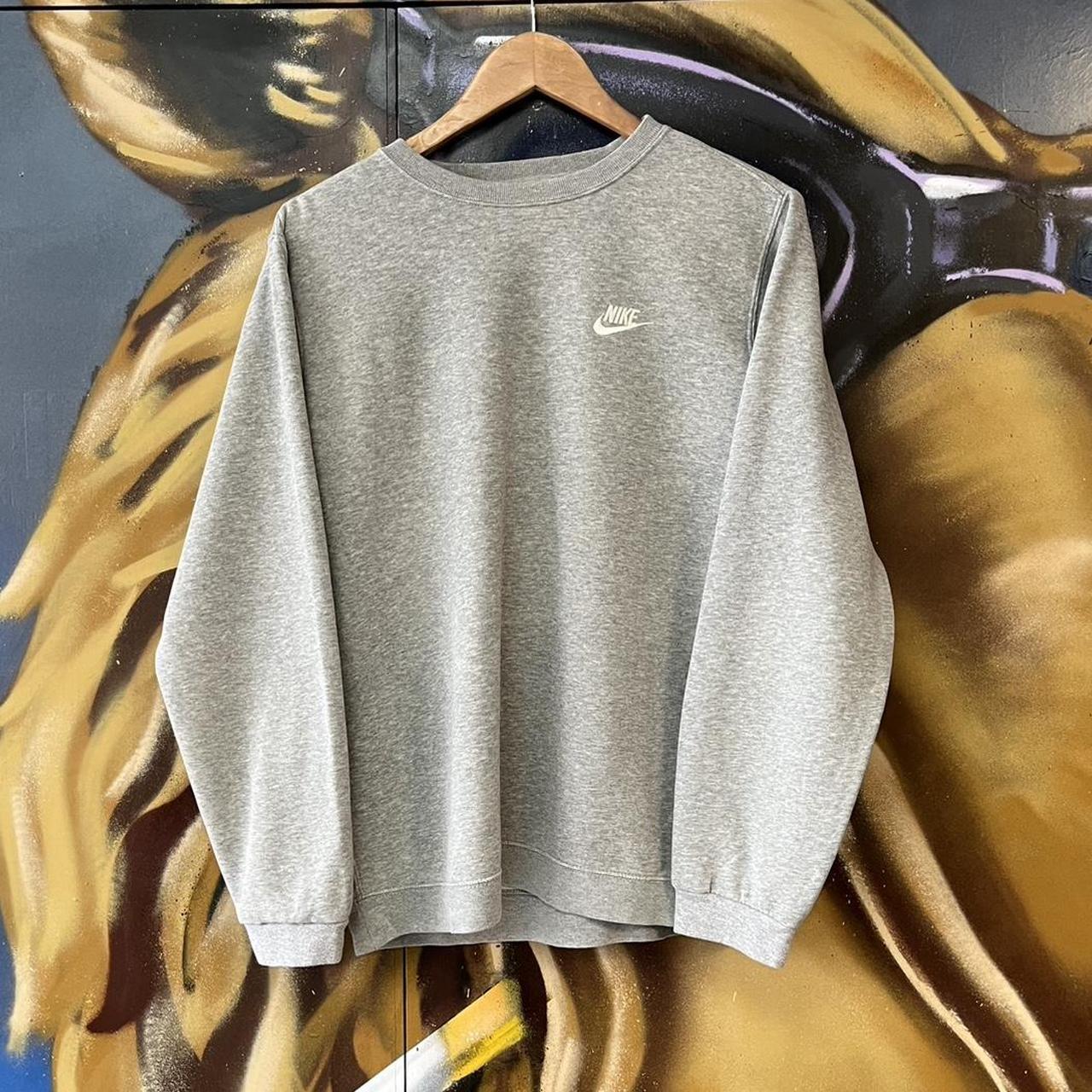 Nike Essential Embroidered Logo Sweatshirt