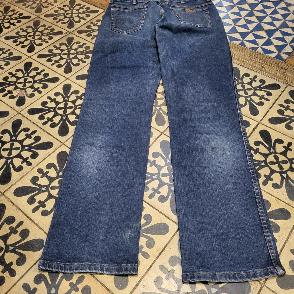TRW257 - Vintage retro essential mens adult Wrangler Dark Blue Wash Baggy Overszied Trousers pants jeans with embroidered embroidery graphic patch carpenter casual workwear wide leg skate 90s Y2K style