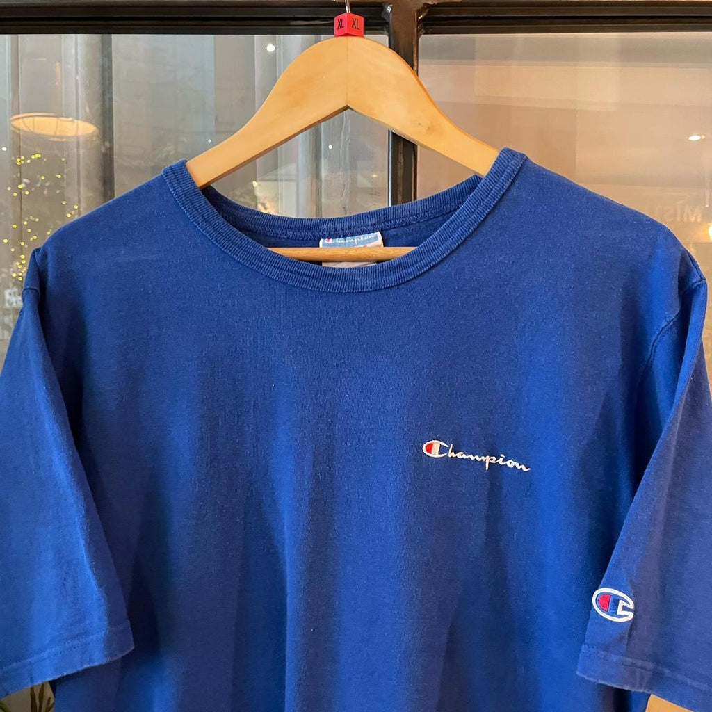 0125A57P - Vintage Retro Essential Blue Champion Embroidered Chest Script Logo Top Tee T-shirt #90s #champion #top #essential #basic