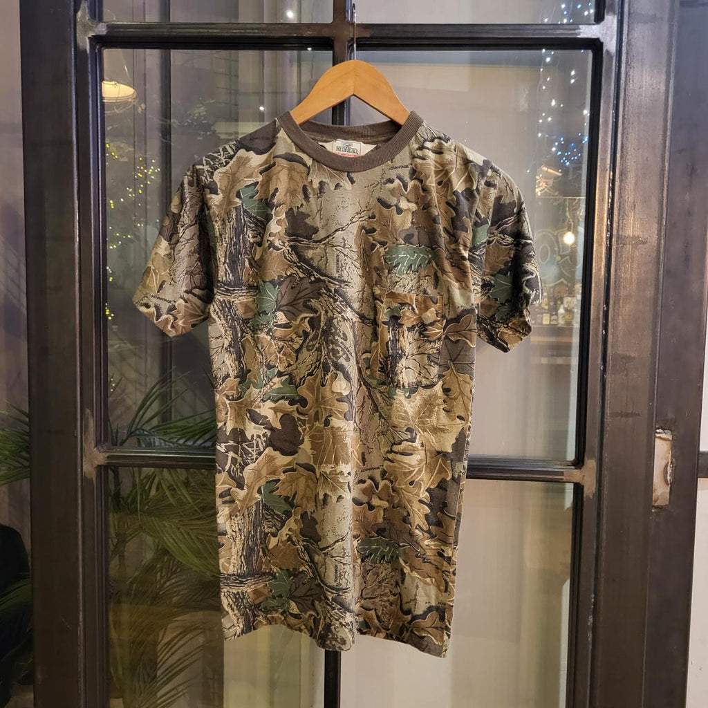 RTT206 - Vintage Retro essential adult mens RealTree Camouflage Khaki Green Brown Field Hunting graphic print Top T-Shirt Tee #realtree #hunting #camo #utility
