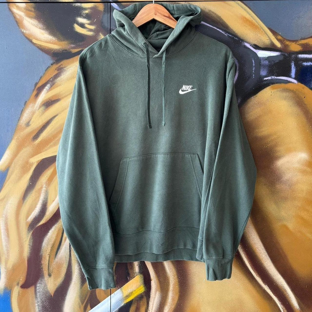 Nike Embroidered Small Logo Hoodie