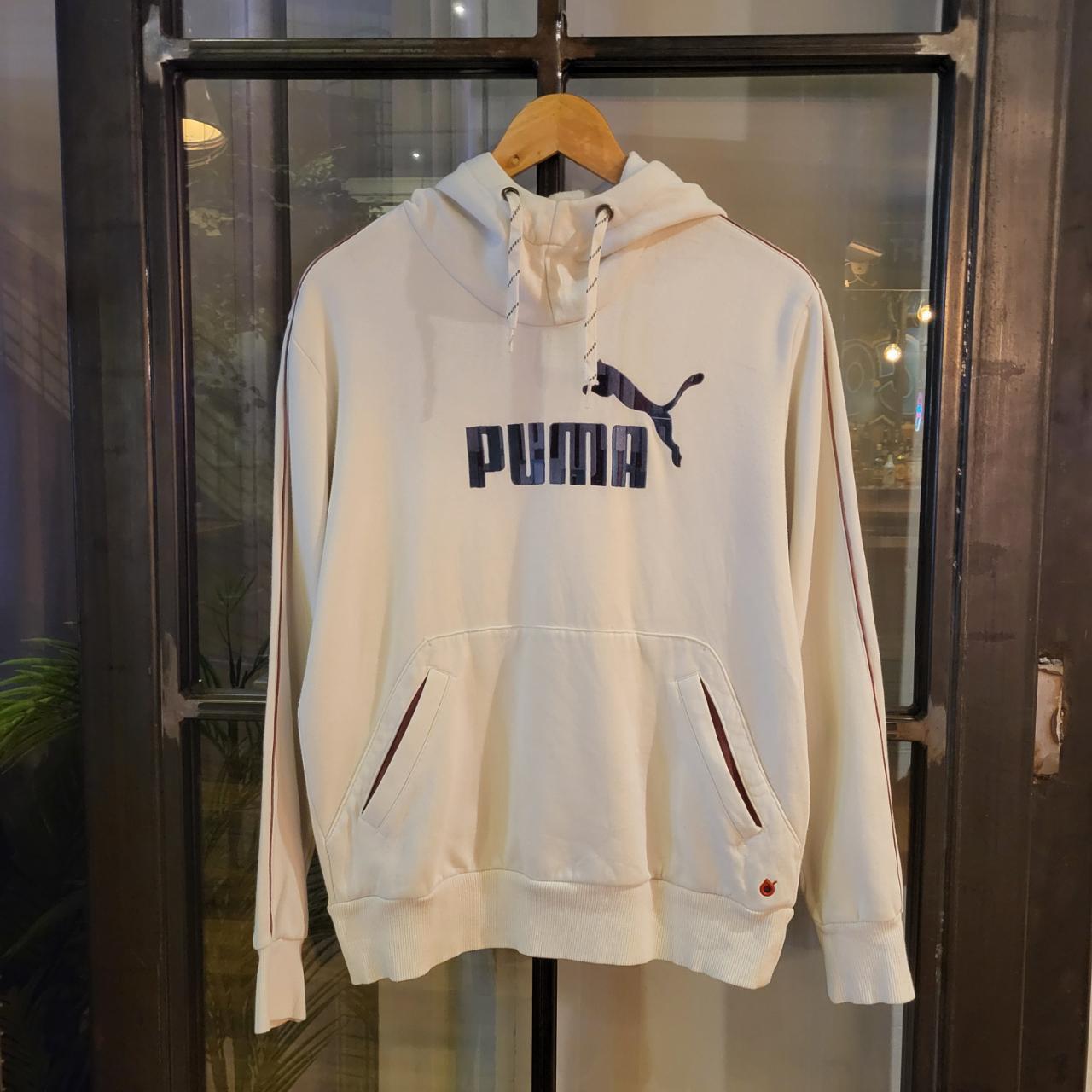 SWT268 - Vintage Retro Essential Puma White Hoodie sweatshirt with centre chest logo #puma #sportswear #casual
