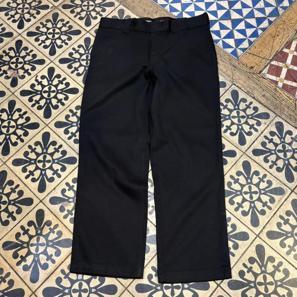 BR1011CT-F - Vintage retro essential Black Dickies Straight Leg Trousers pants casual workwear #skater #utility #workwear #straightleg #dickies