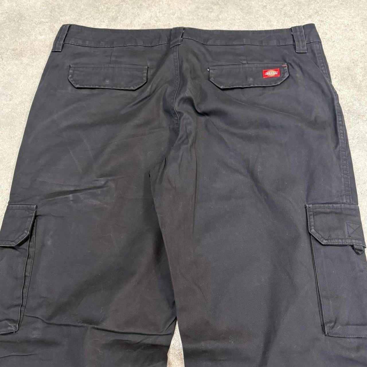 BR1912AAH-U - Vintage retro essential Black Dickies Straight Leg Cargo Trousers pants casual workwear #cargo #utility #workwear #straightleg #dickies