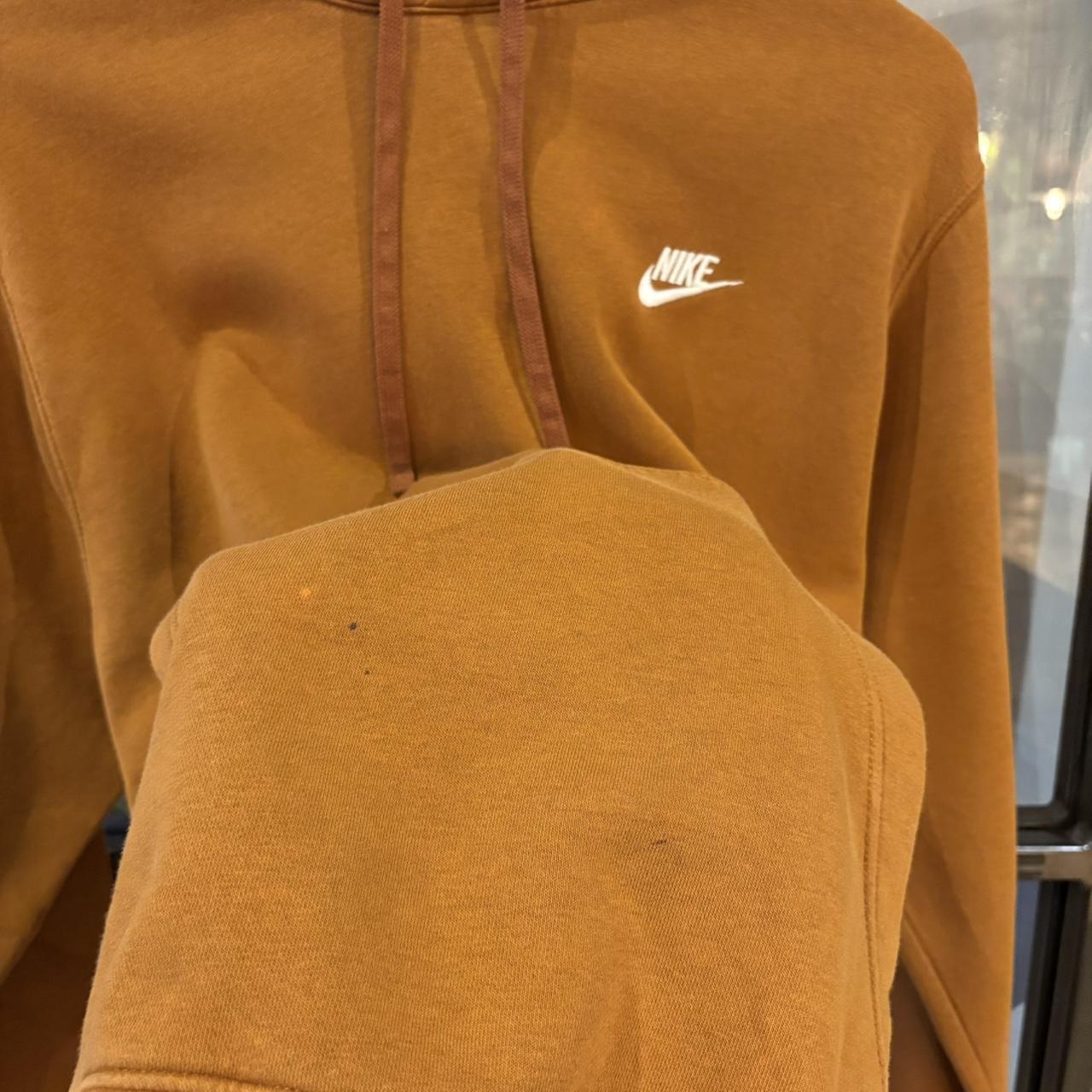 MA0202BB-F - Vintage Retro Essential Orange Nike Sweatshirt Hoodie with embroidered swoosh logo #90s #sportswear #essential #nike #y2k