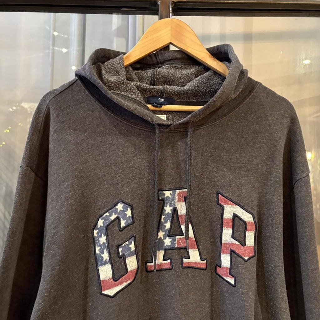 Vintage Retro Essential Dark Grey Gap America. Sweatshirt Hoodie with embroidered patch logo #90s #sportswear #essential #gap #y2k