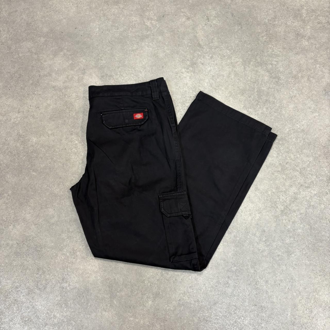BR1912AAH-U - Vintage retro essential Black Dickies Straight Leg Cargo Trousers pants casual workwear #cargo #utility #workwear #straightleg #dickies