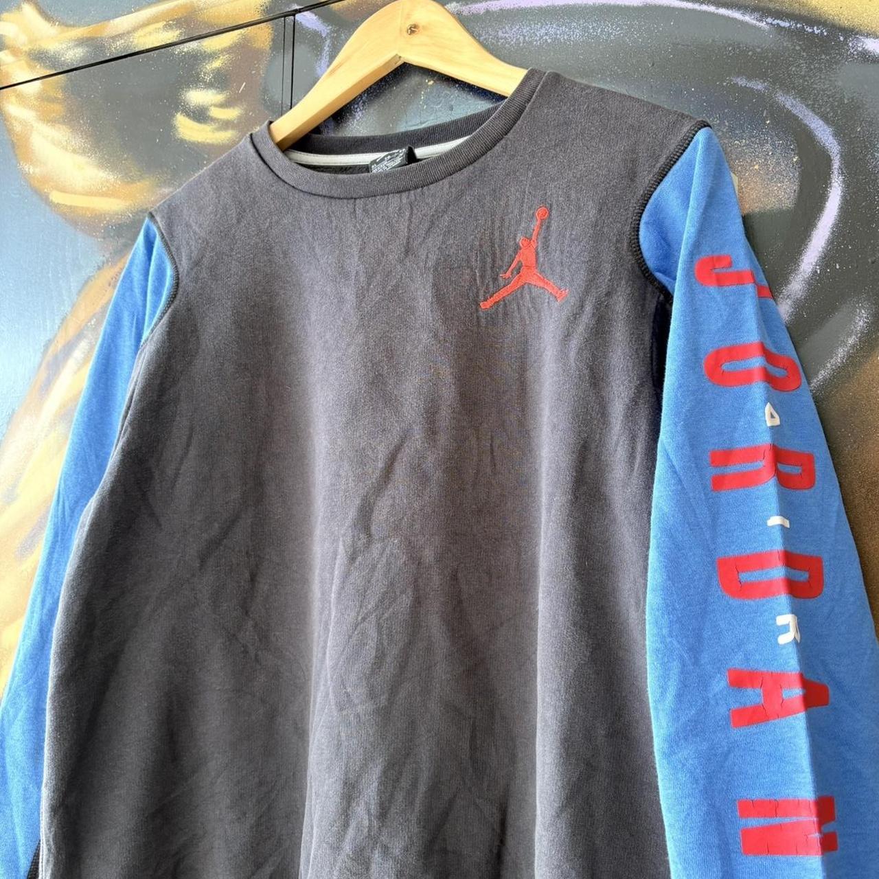 Vintage Air Jordan Sweatshirt Top Womens Small Jumpman Logo Graphic Black Blue Streetwear 90s Y2K