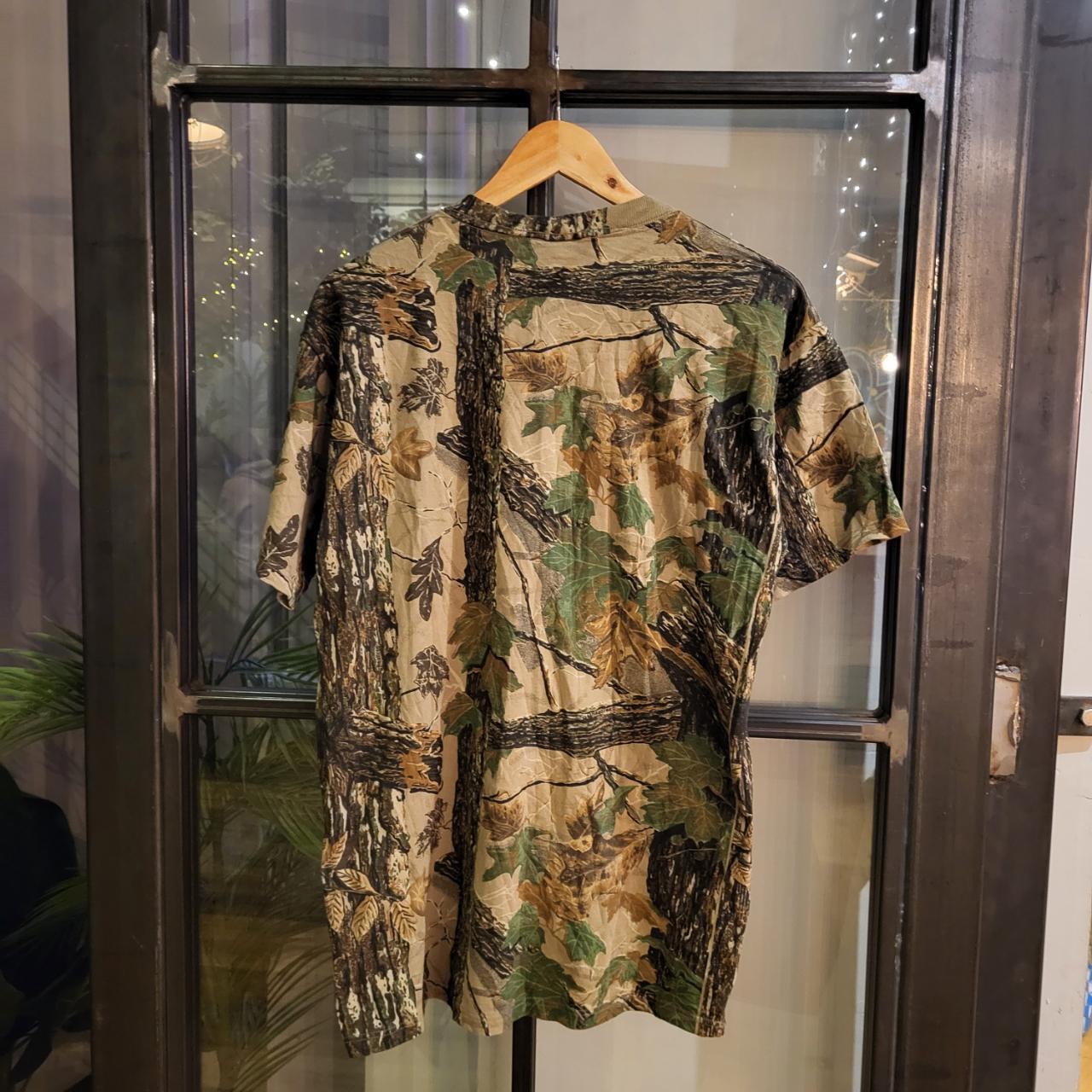 RTT202 - Vintage Retro essential adult mens RealTree Camouflage Khaki Green Brown Field Hunting graphic print Top T-Shirt Tee #hunting #y2k #realtree #camo #utility
