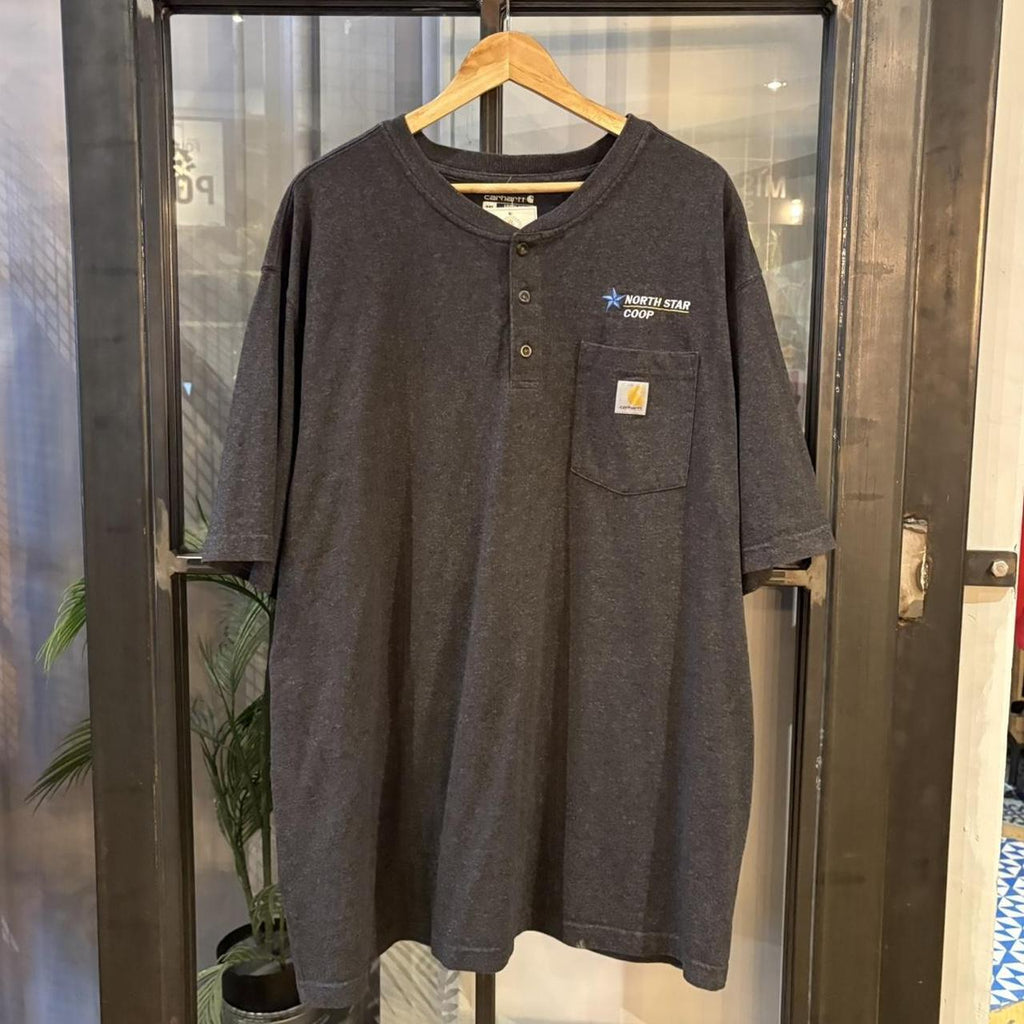 BR2306NR-F - Vintage Retro Essential Dark Grey Carhartt Pocket Top Tee T-shirt with North Star Coop embroidered patch logo #skater #workwear  #carhartt #y2k #pocket