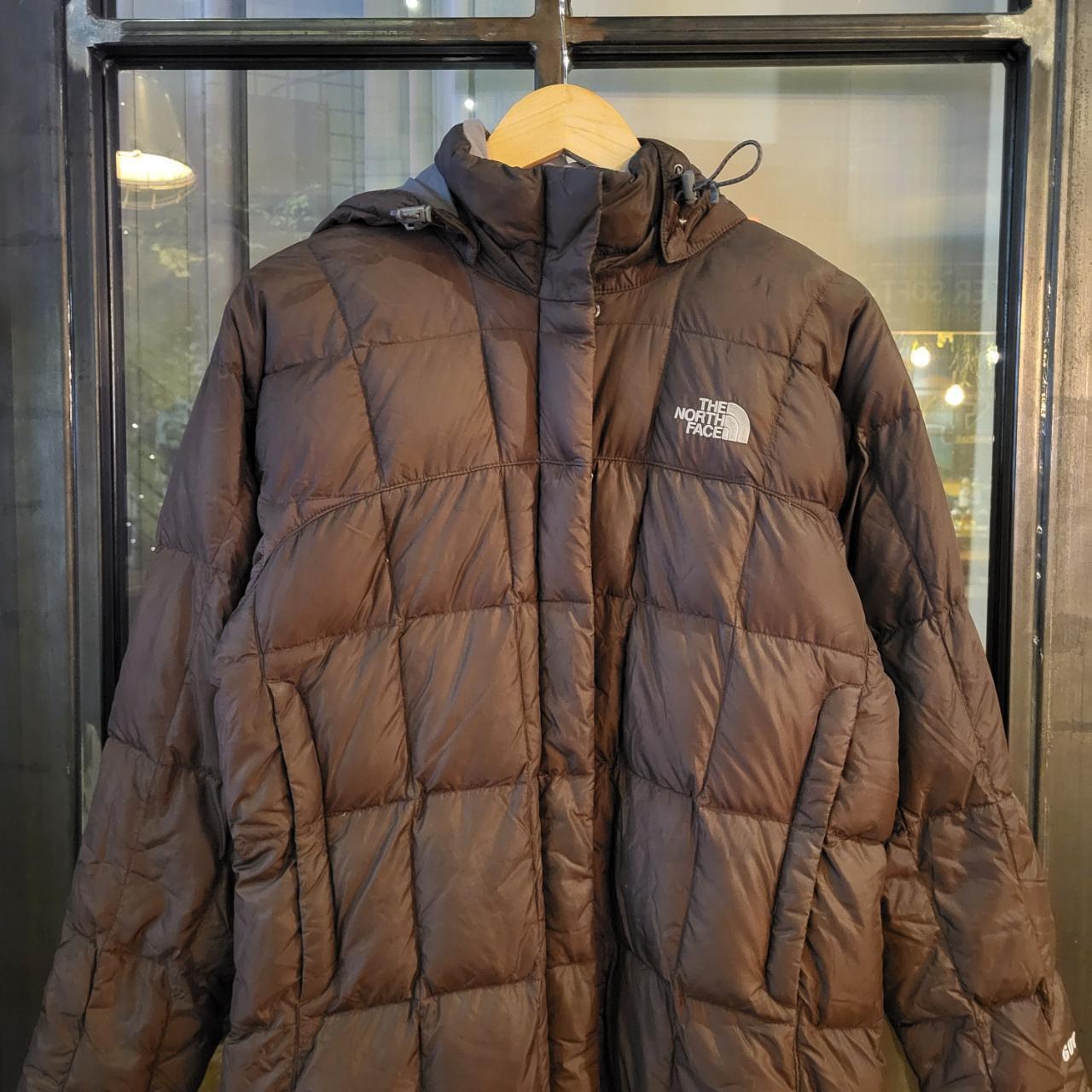 WCJ002 - Vintage Retro essential The North Face Chocolate Brown Mocha down puffer padded jacket long coat branded with logo #90s #gorpcore #preppy #thenorthface