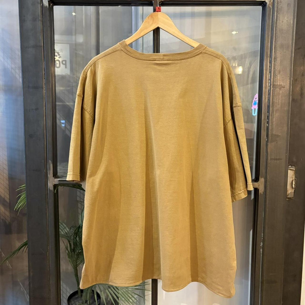 BR2804DJ-F - Vintage Retro Essential Camel / Beige Carhartt Pocket Top Tee T-shirt with embroidered patch logo #skater #workwear  #carhartt #y2k #wideboxy