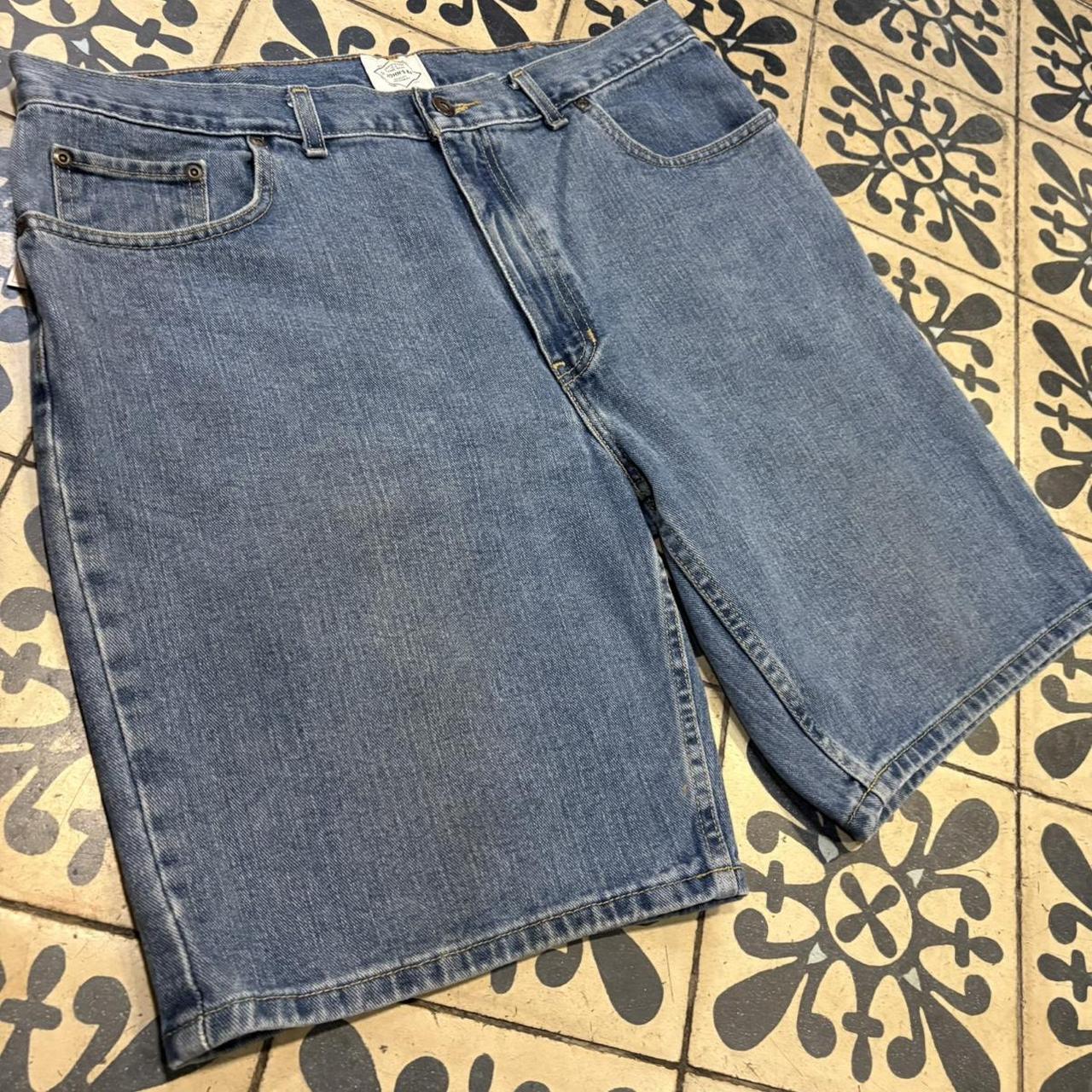 MA0503Z-P - American Vintage Retro Essential St. Johns Bay Blue Wash Denim Shorts Jorts with detailed patch Logo hip hop baggy wide leg 90s 00s y2k grunge streetwear style workwear #hiphop #90s #jorts #skater