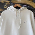 BR1912AMH-U - Vintage Retro Essential White Nike Sweatshirt Hoodie with embroidered swoosh logo #90s #sportswear #essential #nike #y2k