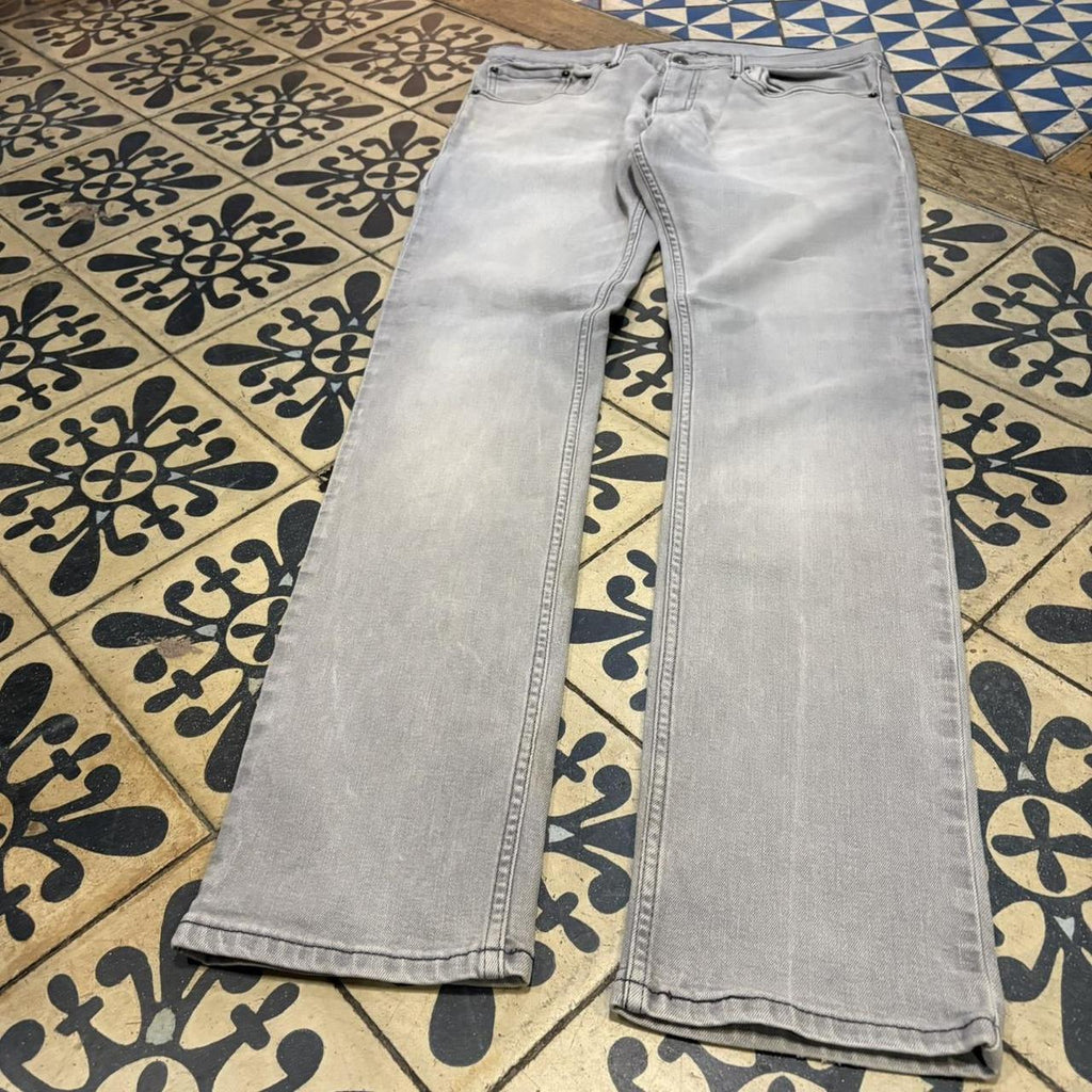 BR1209NO-F - Vintage retro essential  Levi’s Straight Leg Light Grey Wash Denim Jeans Trousers pants #denim #levis #jeans #skater
