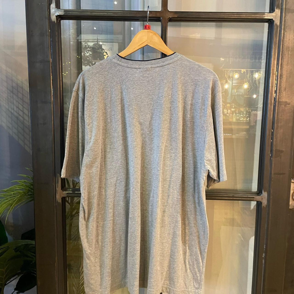0225D45P - Vintage Retro Essential Grey Tommy Hilfiger Plain Top Tee T-shirt #90s #tommy #top #essential #basic