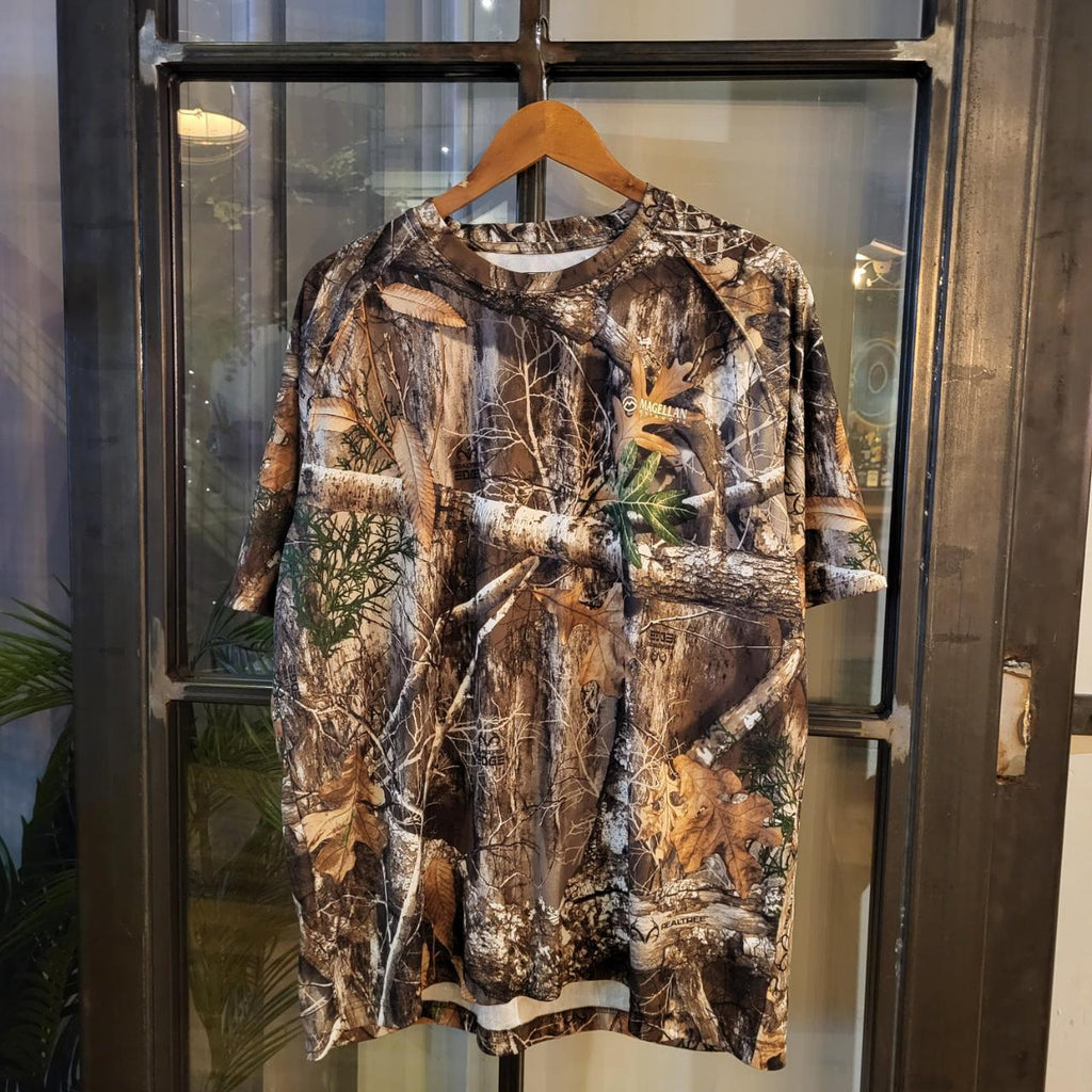 RTT138 - Vintage Retro essential RealTree Camouflage Khaki Green Brown Field Hunting graphic print Top T-Shirt Tee #hunting #utility #realtree #camo