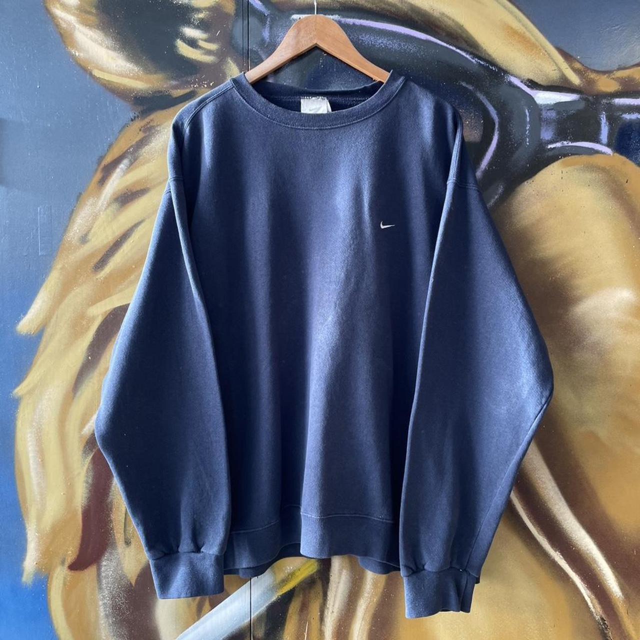 Vintage Nike Essential Embroidered Swoosh Sweatshirt