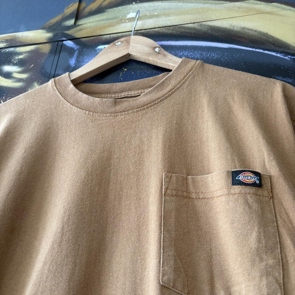 Vintage Dickies T shirt Mens Medium Relaxed  Fit Heavyweight Workwear Durable Skate Tee Top 90s Y2K 00s