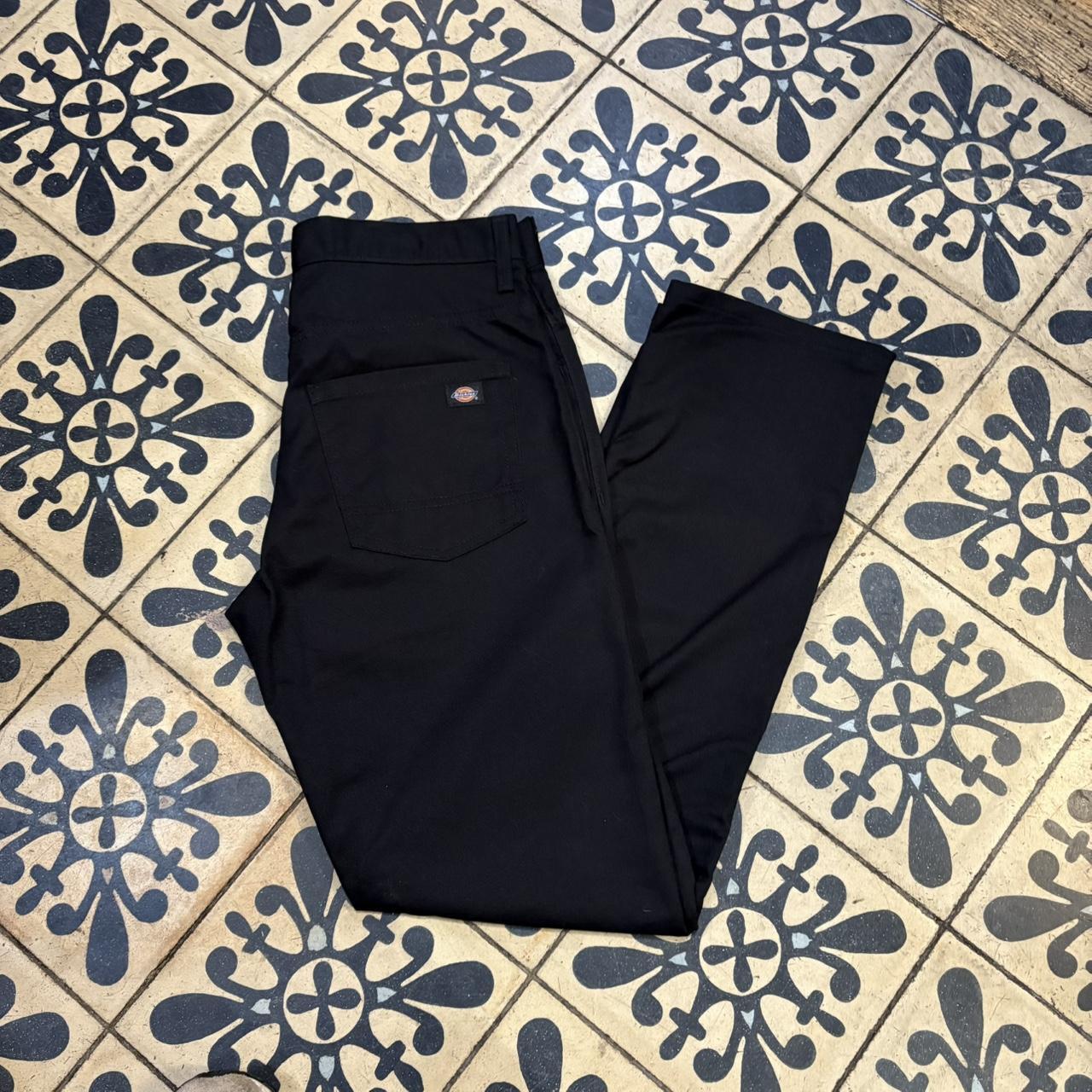 BR1011DH-F - Vintage retro essential Black Dickies Straight Leg Trousers pants casual workwear #skater #utility #workwear #straightleg #dickies
