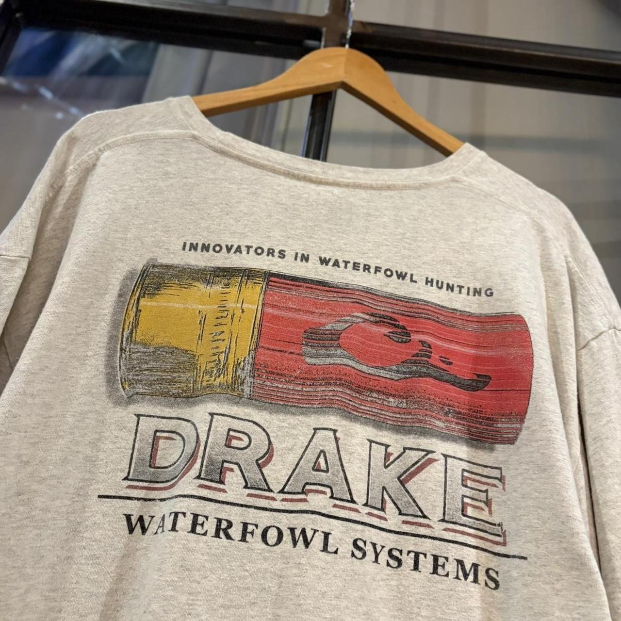 1224G04-F - Vintage Retro Essential Grey Drakes gun bullet hunting Waterfowl System Graphic Print Top Tee T-shirt #90s #graphic #top #essential #drakes