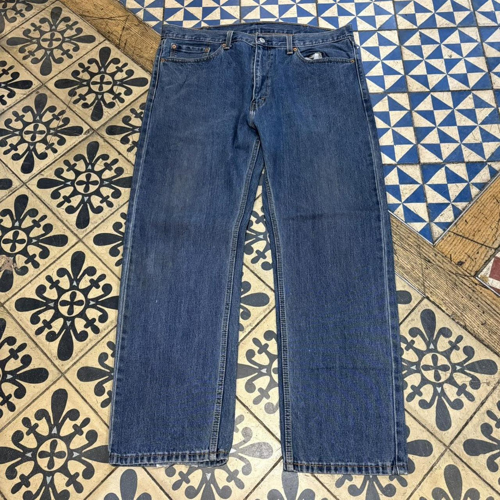 TRW530P - Vintage retro essential Levi’s 505 Blue Wash Denim Jeans Trousers pants #denim #straightleg #levis #levis505 #jeans