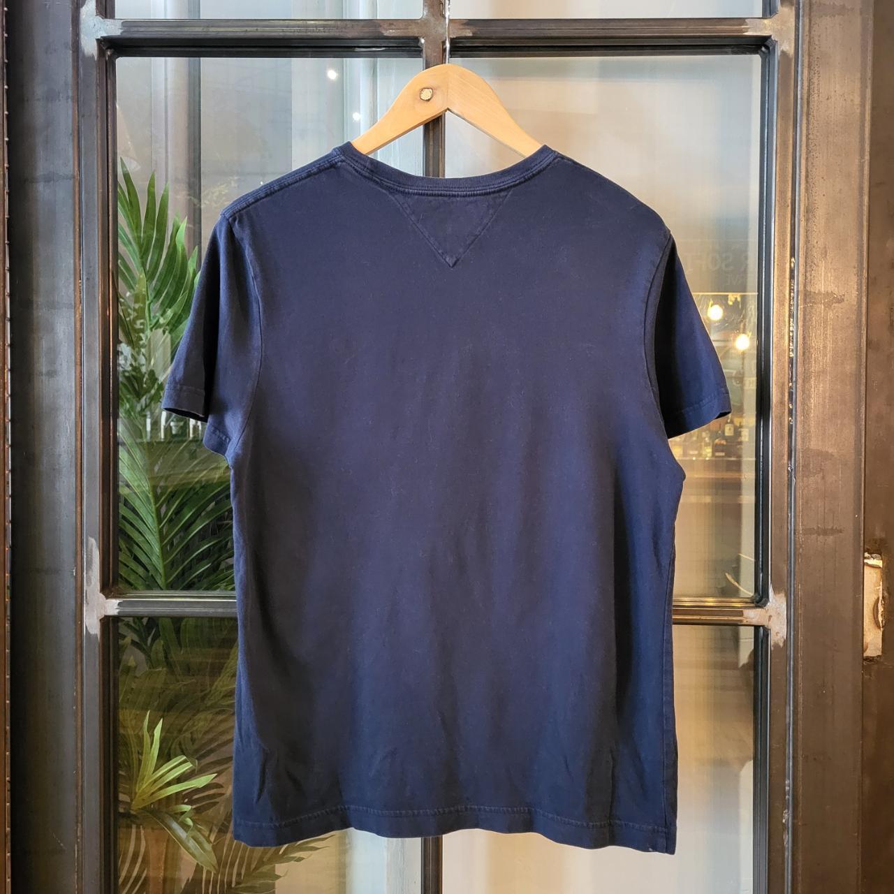 TEE806 - Vintage Retro essential adult mens Tommy Hilfiger Basic with embroided logo spellout Top T-Shirt Tee Wide Boxy Fit Old Money Style 90s y2k style