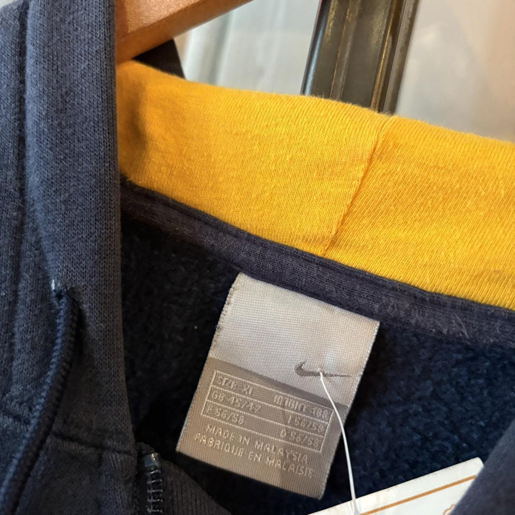 0325G50F - Vintage Retro Essential Navy Nike Air Max Full Zip Up Sweatshirt Hoodie with big spellout back embroidered logo and small chest logo #airmax #sportswear #essential #nike #y2k