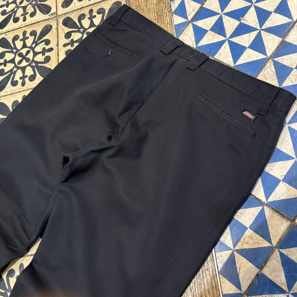 TRW470F-P - Vintage retro essential Black Dickies Trousers pants casual workwear #skater #utility #workwear #carpenter #dickies