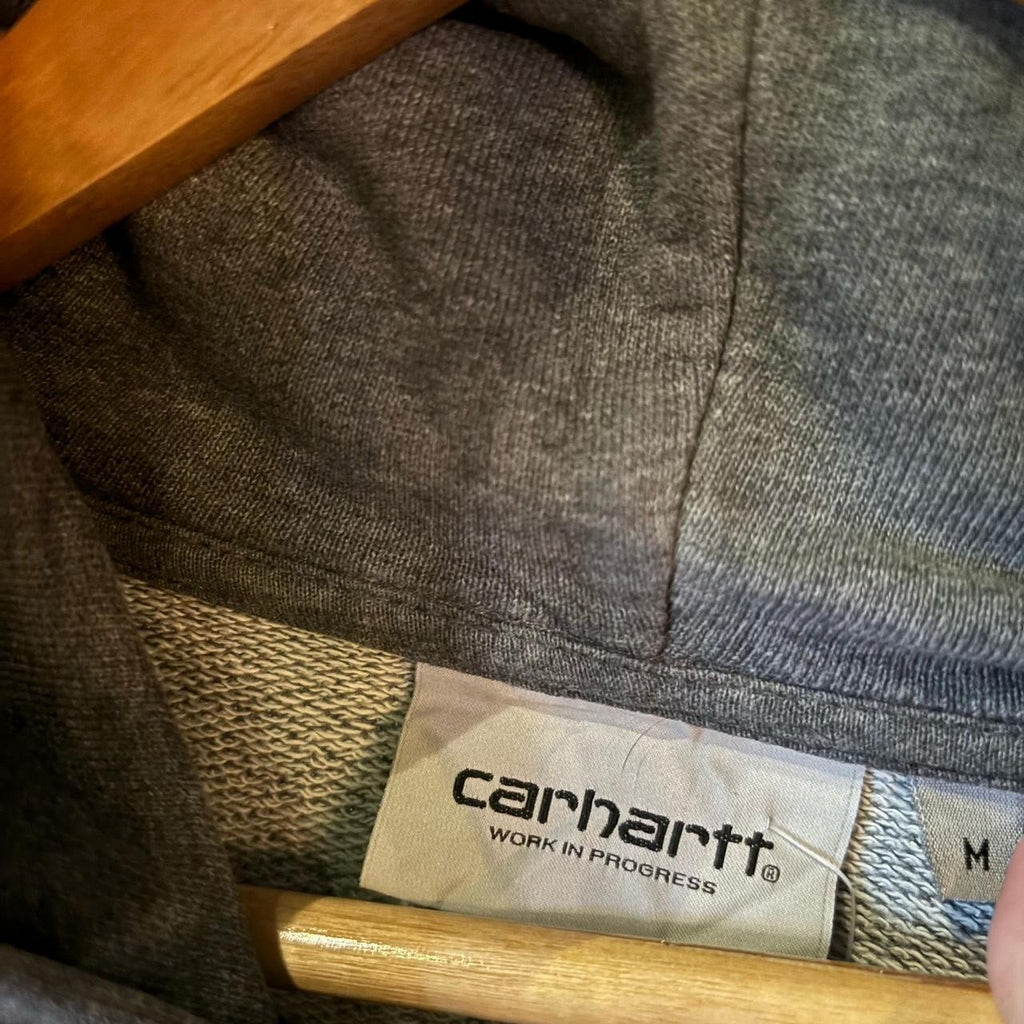0325I09P - Vintage Retro Essential Grey Carhartt Sweatshirt Hoodie with big spellout print logo #90s #skater #essential #carhartt #y2k