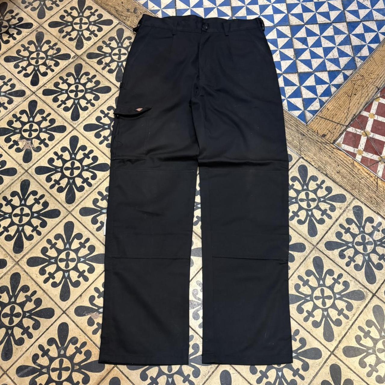 BR2306JI-P - Vintage retro essential  Black Dickies Double Knee Cargo Trousers pants casual workwear #skater #utility #workwear #carpenter #dickies