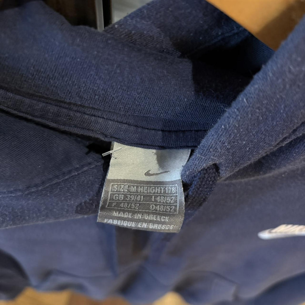 Vintage Retro Essential Navy Nike Sweatshirt Hoodie with embroidered swoosh logo #90s #sportswear #essential # nike #y2k