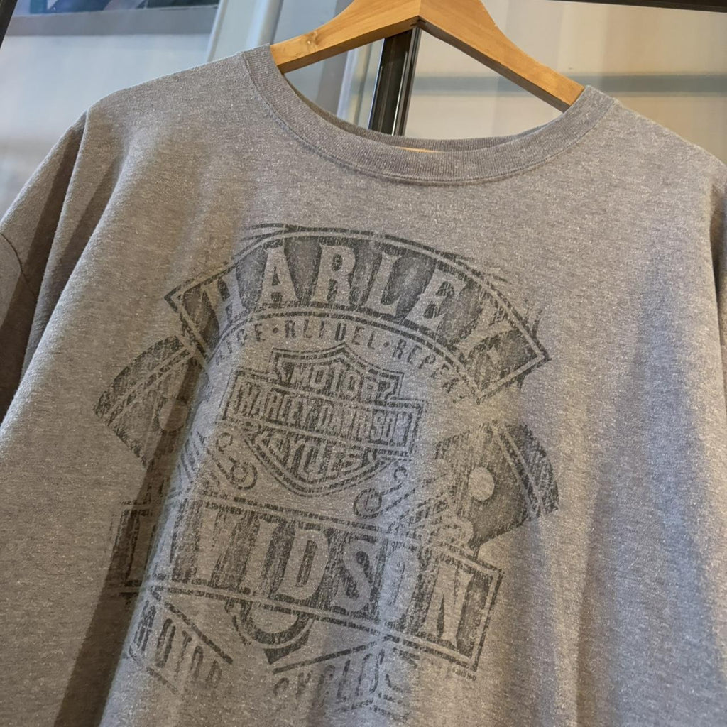 BR2306IV-P -  Vintage Retro Essential Harley Davidson Pomona Valley, Montclair, California Grey Graphic Print Top Tee T-shirt #graphic #motorcycles #biker #harley #harleydavidson