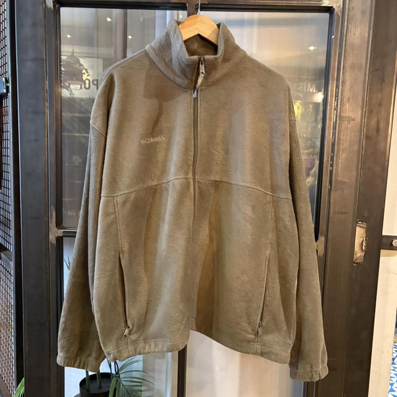 SWT663F - Vintage retro essential Grey / Khaki Columbia full zip up outdoor sweatshirt fleece jacket #columbia #outdoor #expedition #hike #gorpcore