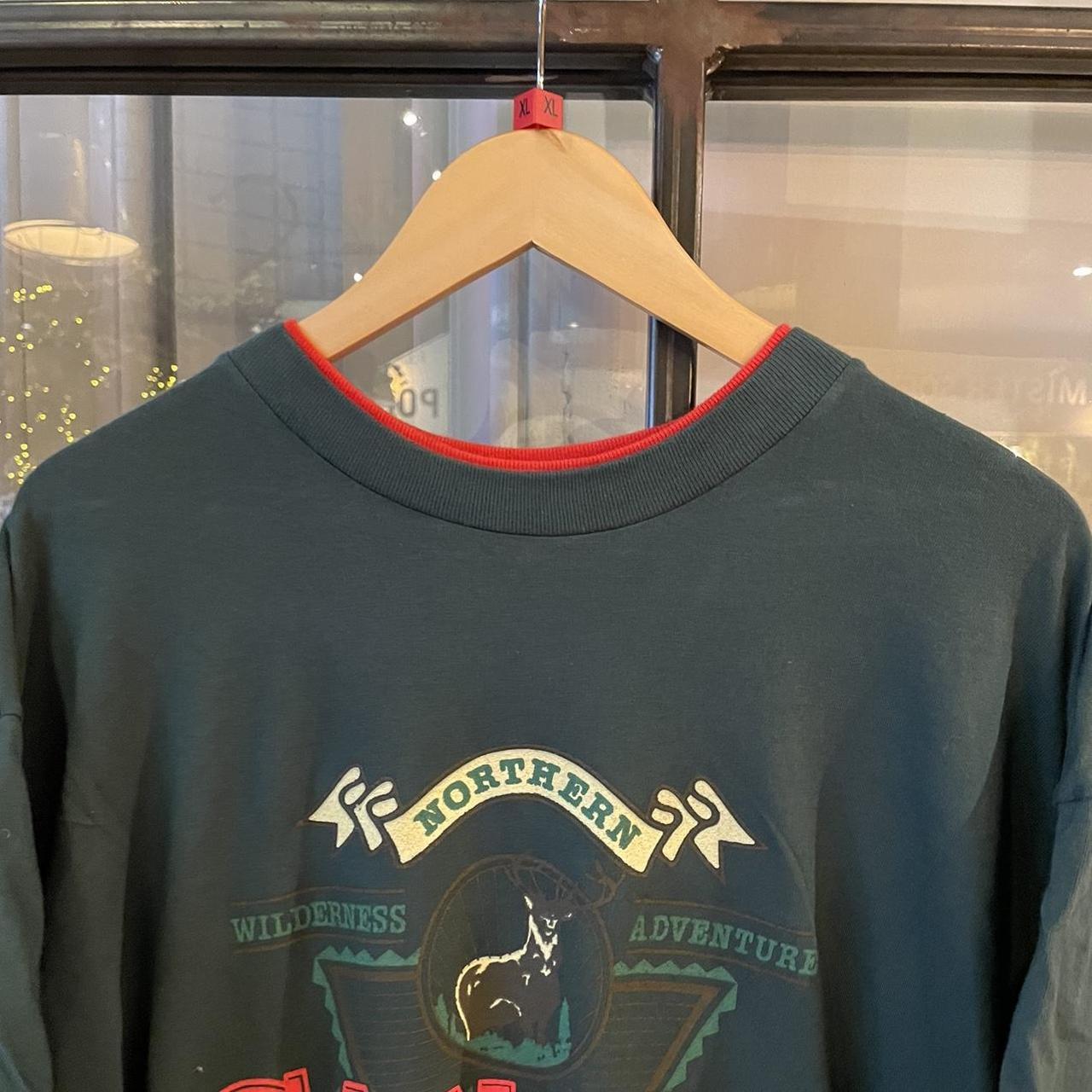 TEE301P - Vintage Retro Essential Dark Green Canada Graphic Print Double Sleeve and single stitch hem Top Tee T-shirt #90s #graphic #top #essential #canada