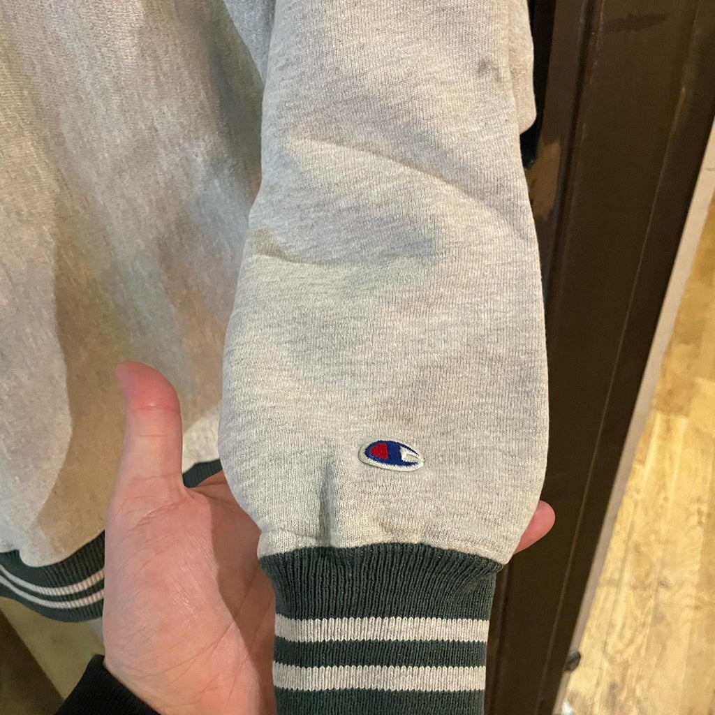 B0425A18BR - Vintage Retro Essential Grey Champion reverse weave Centennial Olympic Games Atlanta 1996 Olympics Crewneck Jumper Sweatshirt with embroidered logo #90s #sportswear #atlanta #olympics #champion