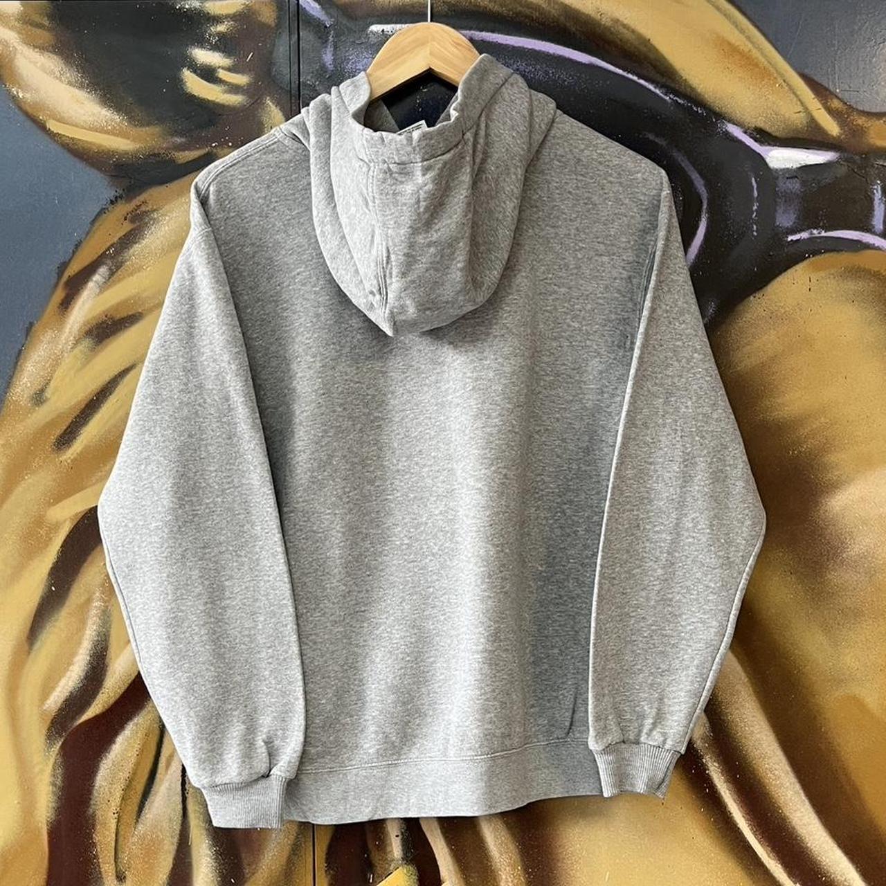 Nike Small Logo Essential Hoodie
