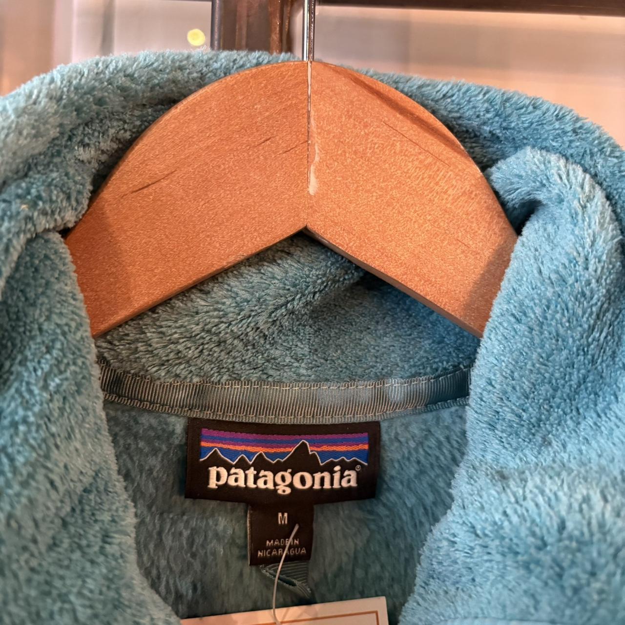 0325C55F - Vintage retro essential Turquoise Patagonia Fluffy 1/4 quarter button up outdoor sweatshirt fleece jacket #patagonia #outdoor #expedition #hike #climbing